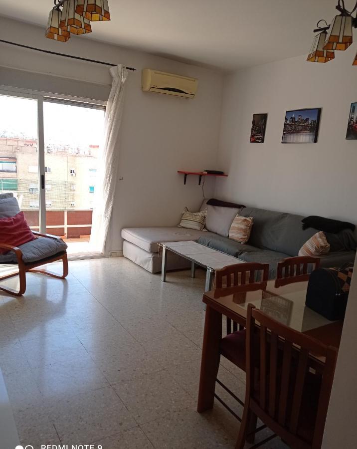 Disfruta Granada,incluso con tu mascota Parking Exterior foto