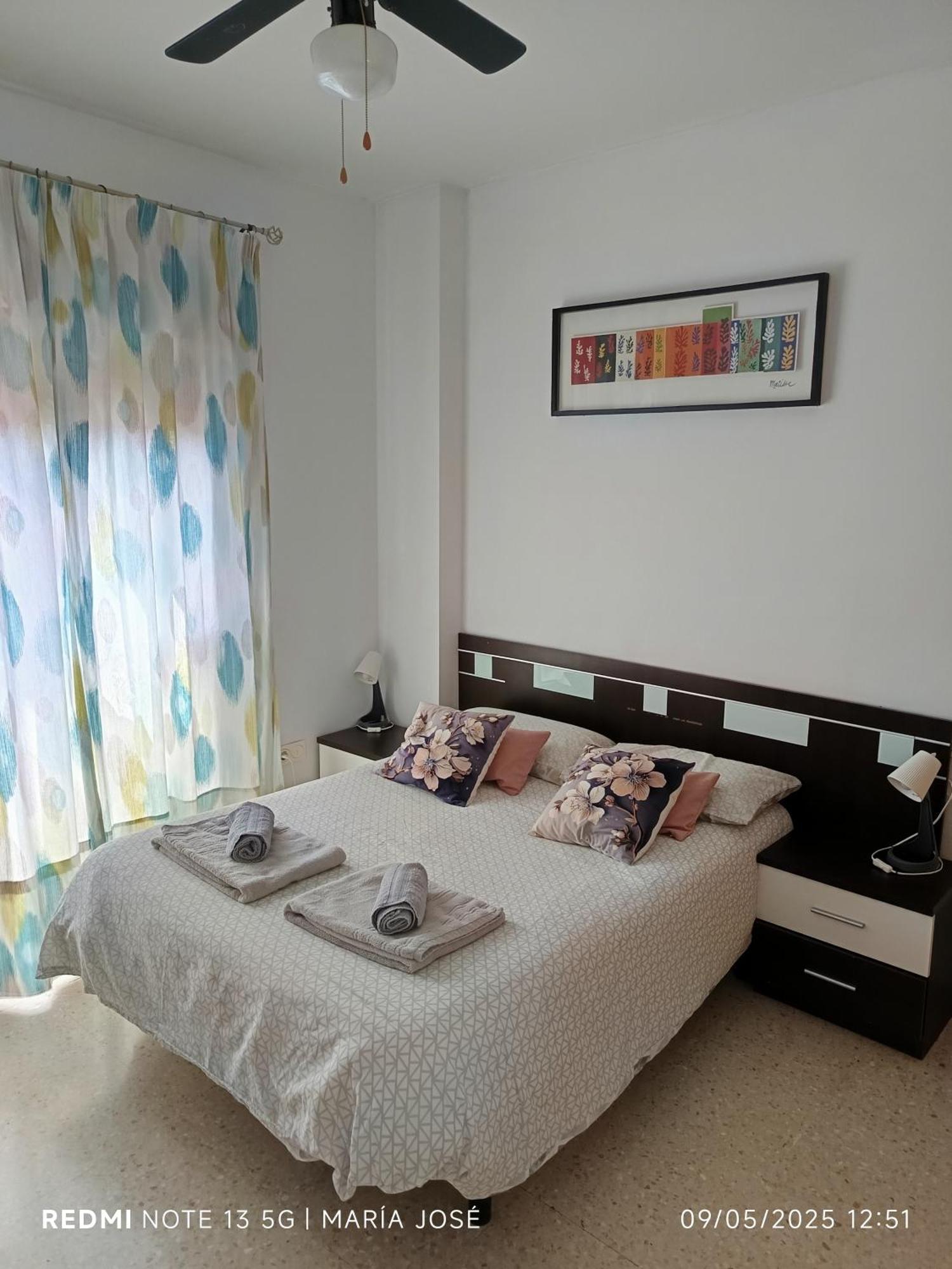 Disfruta Granada,incluso con tu mascota Parking Exterior foto